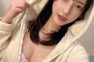 邪恶漫画之同人阿拉蕾[未删减]电影海报