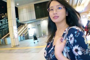 美国神父阿德里安故事[完整版]电影海报