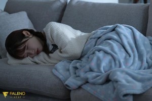 羞羞的铁拳剧情简介[正片]电影海报